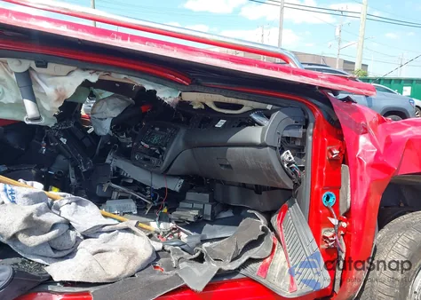 2010 Chevrolet Silverado 1500 Ltz из США, поврежденный, VIN 1GCSKTE33AZ189344